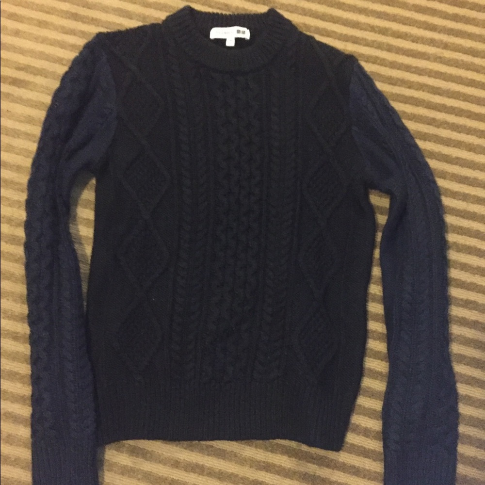 Uniqlo JW Anderson cable knit sweater